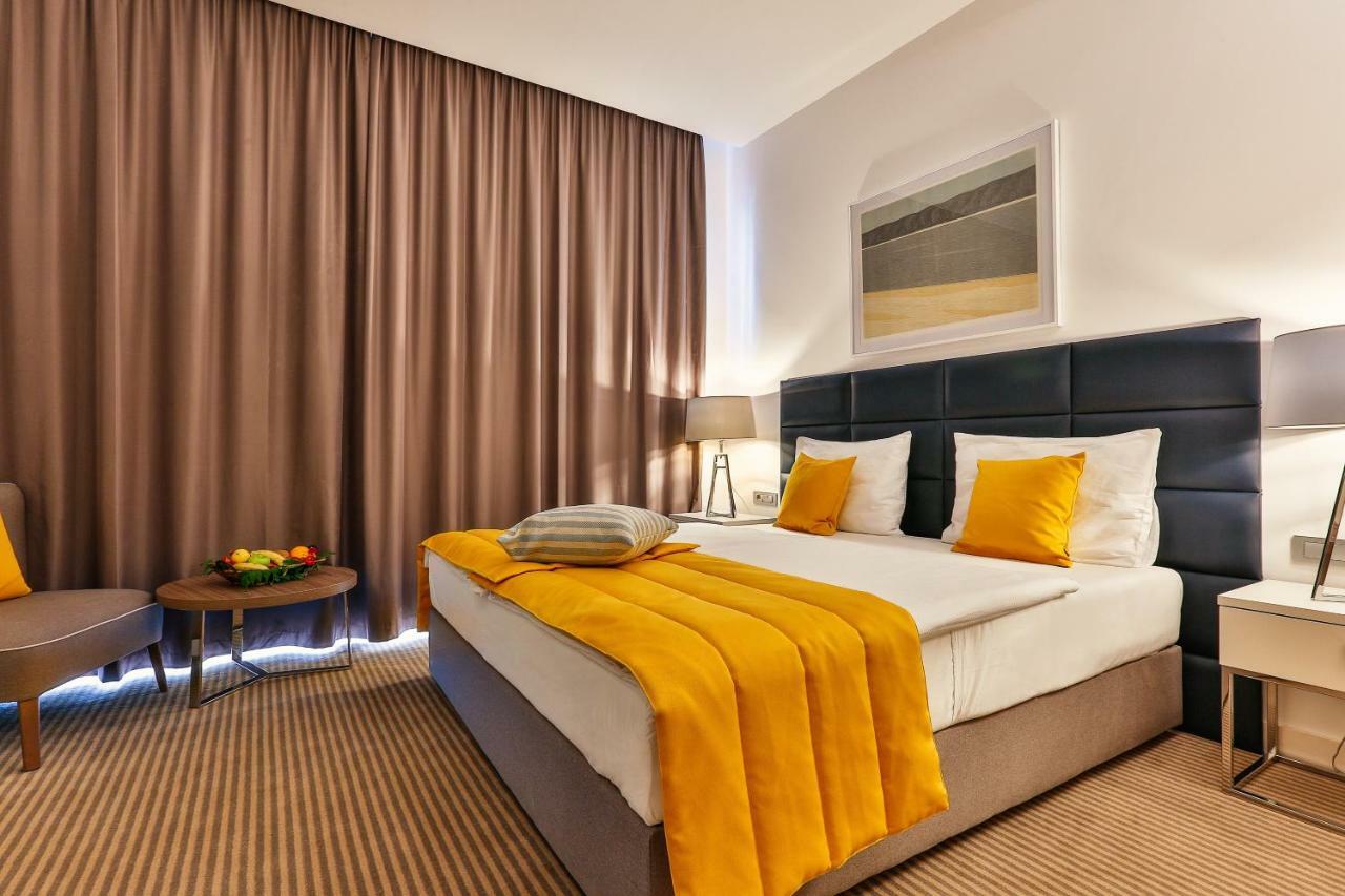 Hotel Rivijera Petrovac Eksteriør billede