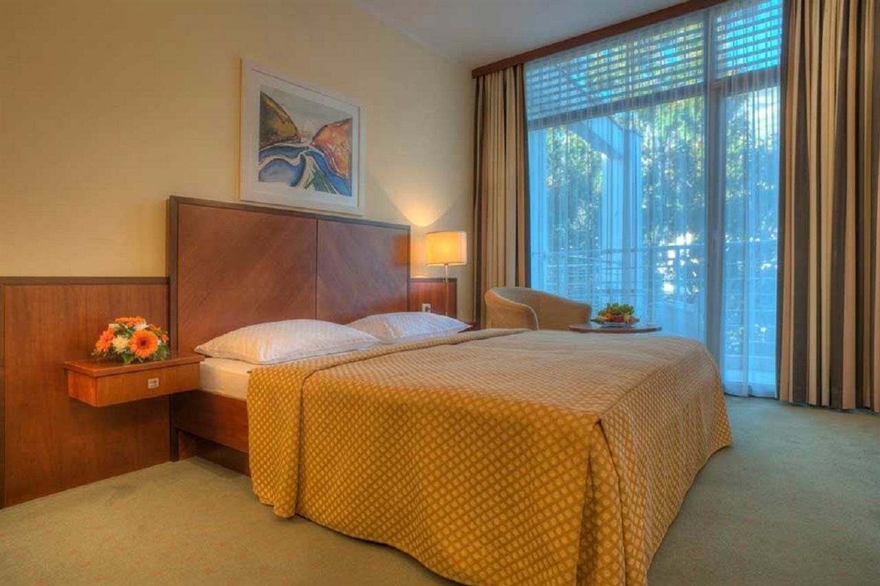 Hotel Rivijera Petrovac Eksteriør billede